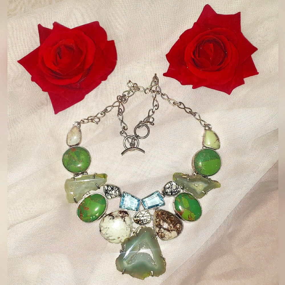 Showstopping Multi-Gemstone Extravaganza Statement Necklace - Picture 3 of 16